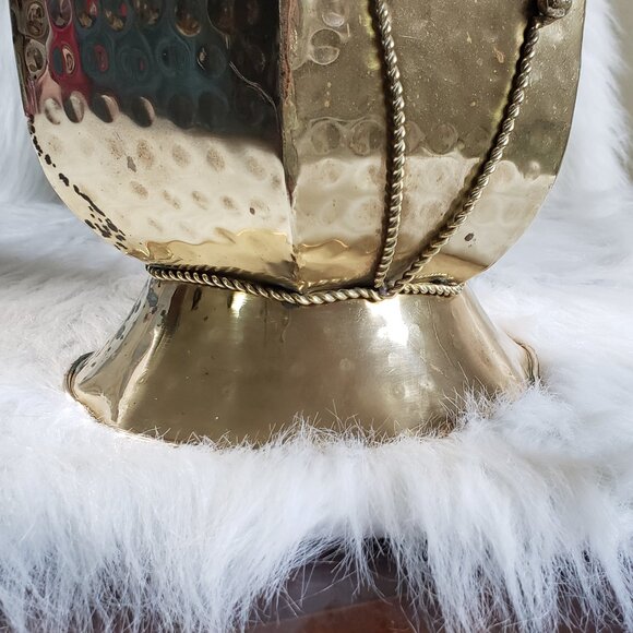 1990's Vintage MCM Decor Handmade India Hammered Rope Brass Urn Style Vase - Picture 4 of 16